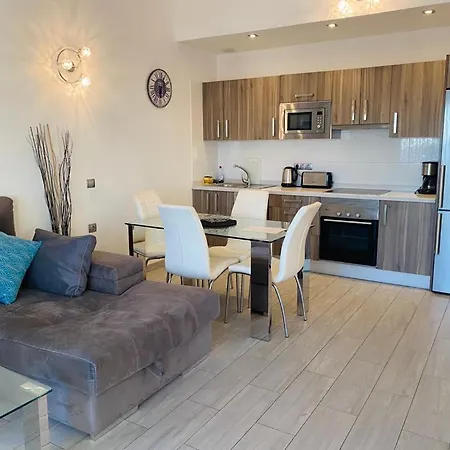 アパート Luxury Two Bed Seaviews *