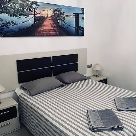 Luxury Two Bed Seaviews Διαμέρισμα