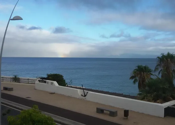 Luxury Two Bed Seaviews Apartamento