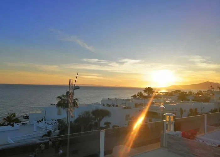 Apartamento Luxury Two Bed Seaviews Puerto del Carmen (Lanzarote)